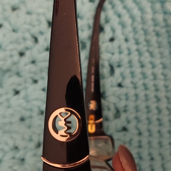Michael kors prescription glasses. - Picture 2 of 4